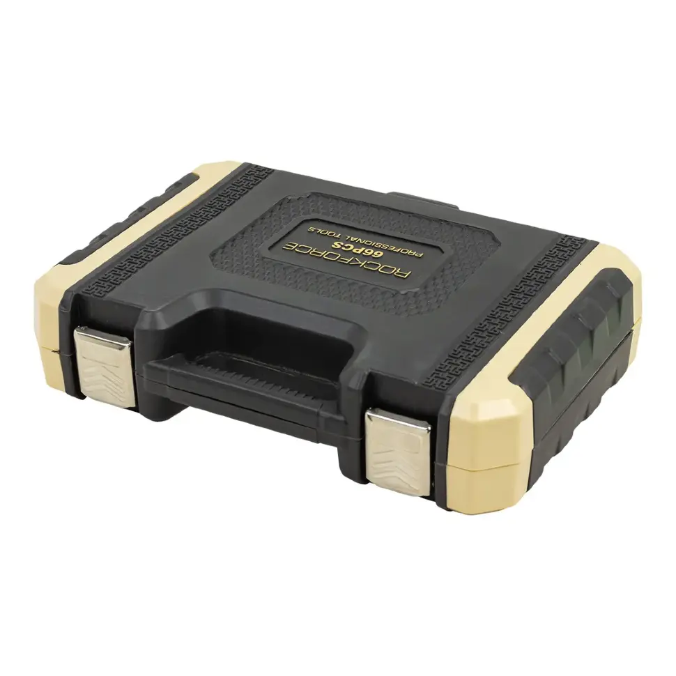 Гедоре RockForce 66 Части | 1/4″ Захват ГЕДОРЕТА Детайлен изглед на част от инструментите от комплекта: тресчотка, вложки и битове, изложени върху работна маса.