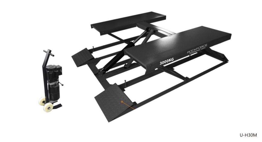 Ножичен Подемник ROCKFORCE H30M | 3 Тона, Монофазен АВТО Монофазен ножичен подемник ROCKFORCE H30M с повдигнат автомобил.