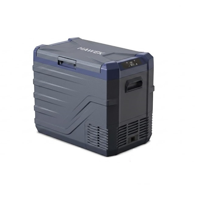 Преносим хладилник HAWEK 50L | 12V/24V/220V, компресор ДОМ И ГРАДИНА Компресорна хладилна кутия с LED дисплей и здрав корпус, поставена в каравана.