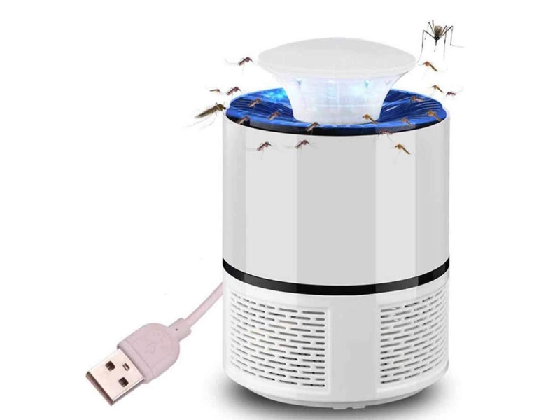 LED лампа против комари | 5W, USB, покритие до 40 кв.м. ДОМ И ГРАДИНА LED лампа против комари 5W с USB кабел, показана отпред.